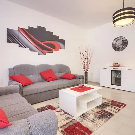 New Luna With Private Pool In Surrounded By Greenery Rented By Wiibuk *