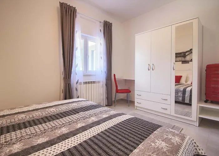 Vila New Luna With Private Pool In Surrounded By Greenery Rented By Wiibuk Pula