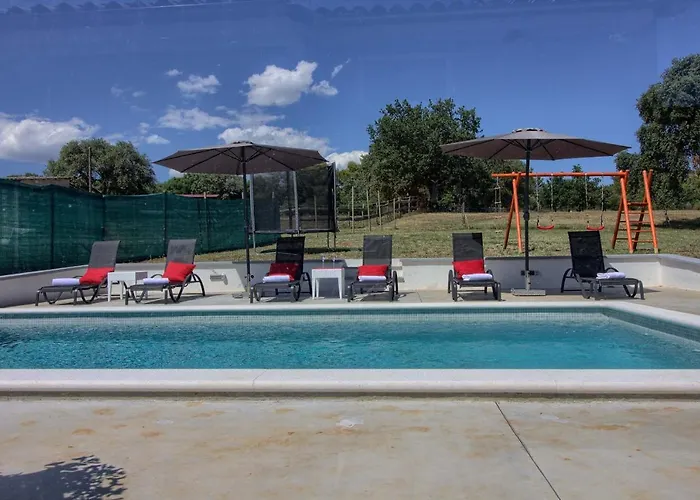 New Luna With Private Pool In Surrounded By Greenery Rented By Wiibuk Vila *