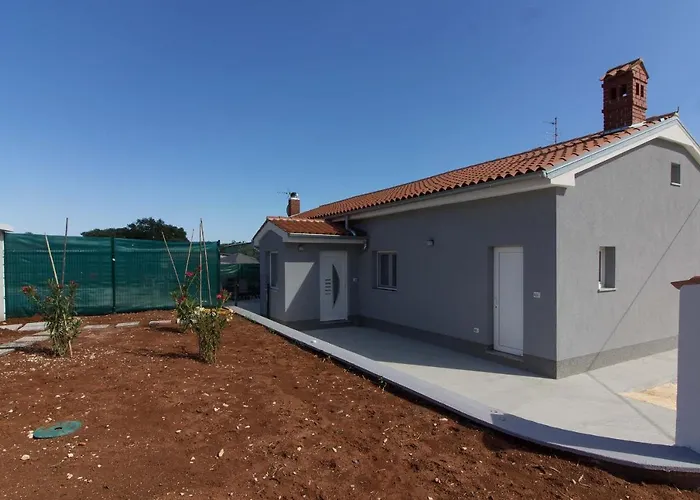 Vila New Luna With Private Pool In Surrounded By Greenery Rented By Wiibuk